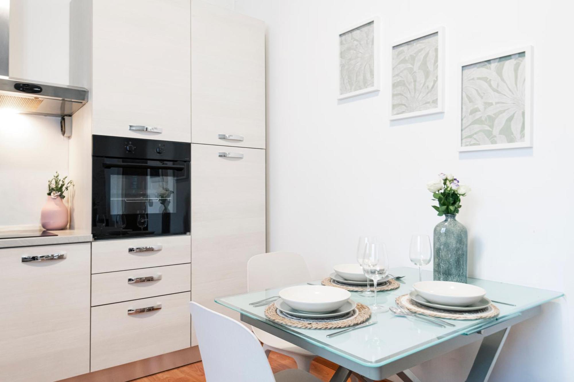 Cozy apartament in Piazza 5 Giornate by Easylife Milano Esterno foto